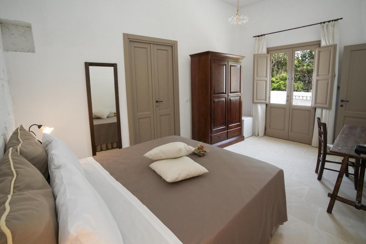 Casa Frea Dimora Storica Bed & Breakfast Martano Exterior foto