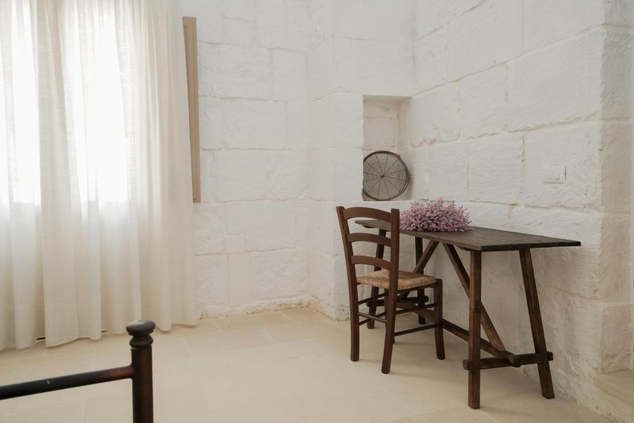Casa Frea Dimora Storica Bed & Breakfast Martano Exterior foto