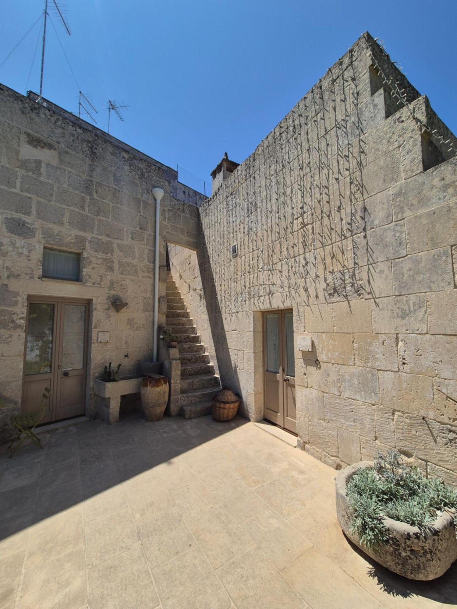 Casa Frea Dimora Storica Bed & Breakfast Martano Exterior foto